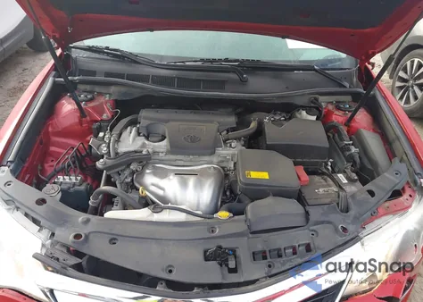 2014 Toyota Camry Xle z USA, uszkodzony, nr VIN 4T1BF1FK6EU744736